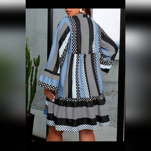 Shein plus patchwork print flounce sleeve ruffle hem dress - Picture 5 of 6